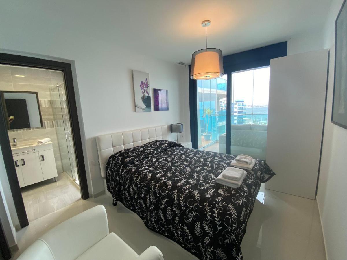 Апартаменты Sea Senses - Punta Prima - Vista Al Mar Торевьиа Экстерьер фото